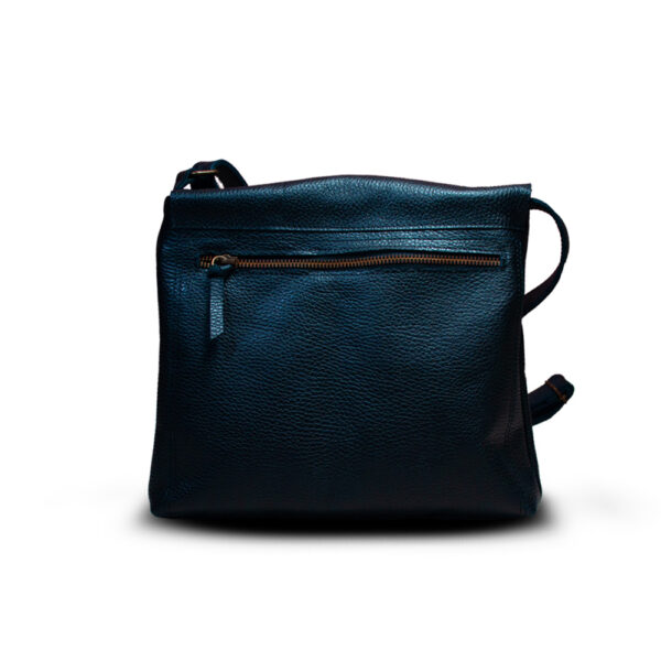 Modelo bolso bandolera